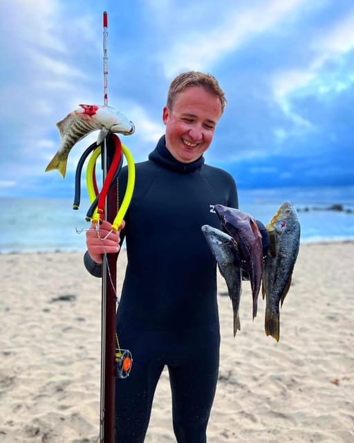 Kelp Forest Spearfishing Adventure - Discovering the Kelp Forest Ecosystem