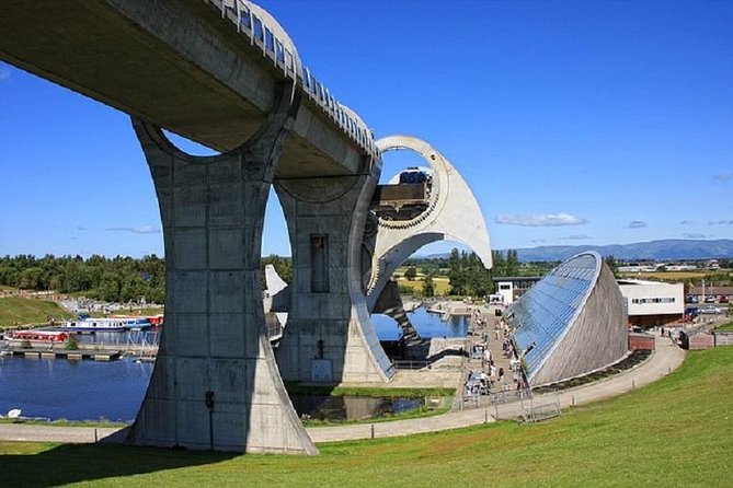 Kelpies and Falkirk Wheel Private Tour for 1 - 4 people from Greater Glasgow - Hassle-Free Pickup and Private Experience