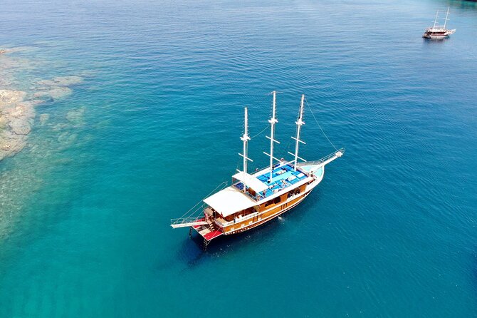 Kemer Bay Blue Cruise from Kemer - Kemer Bay Blue Cruise from Kemer: A Relaxing Day on the Water