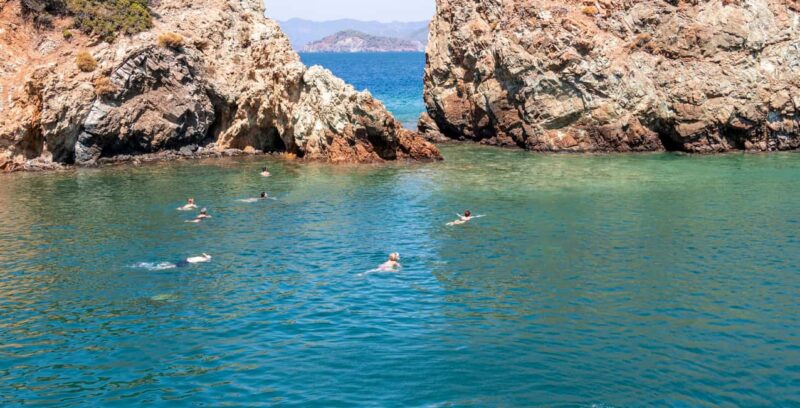 Kemer: Megastar Party Boat Cruise Incl. Lunch & Foam Party - Key Points