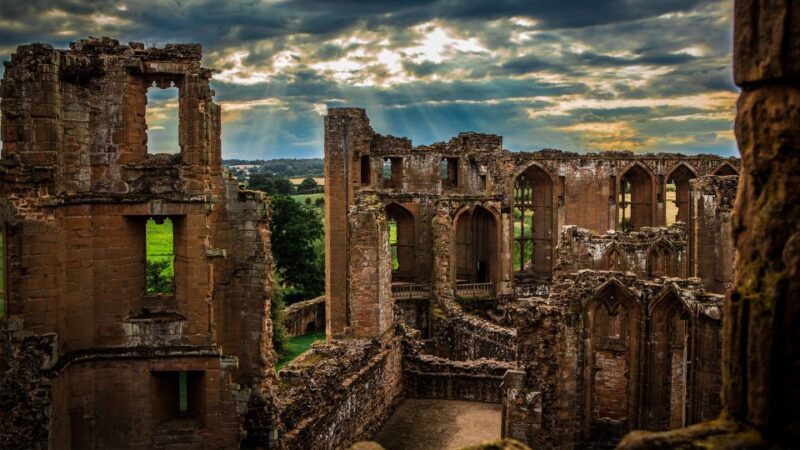 Kenilworth Castle and Elizabethan Garden Entry Ticket - What to Expect at the Entrance and Ticket Exchange