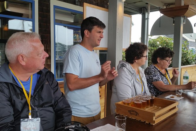 Kennebunkport: A Tasty Lunchtime Walking Tour - Walking Through Dock Square and Beyond