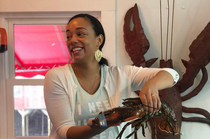 Kennebunkport: A Tasty Lunchtime Walking Tour - Lobster Sliders and Fried Shrimp at The Clam Shack