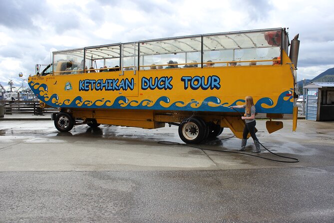 Ketchikan Duck Tour - Group Size and Accessibility