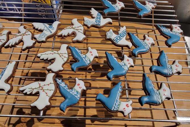 Kew Biscuit Decorating Class for Adults - Key Points