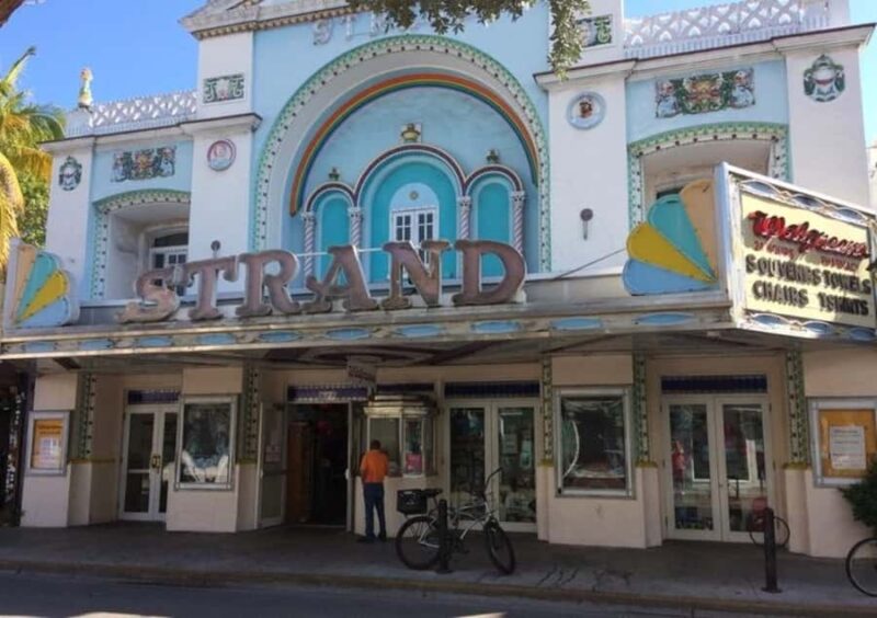 Key West : Best Street Food Tour With A Local Guide - Sampling Seafood at Eaton Street Seafood Market & Restaurant