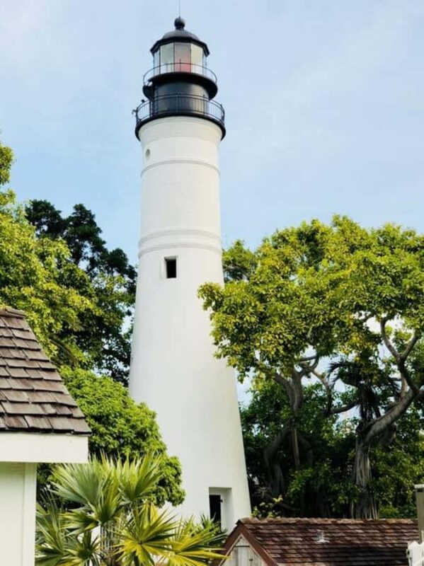 Key West : Best Street Food Tour With A Local Guide - Why This Tour Suits Food Enthusiasts