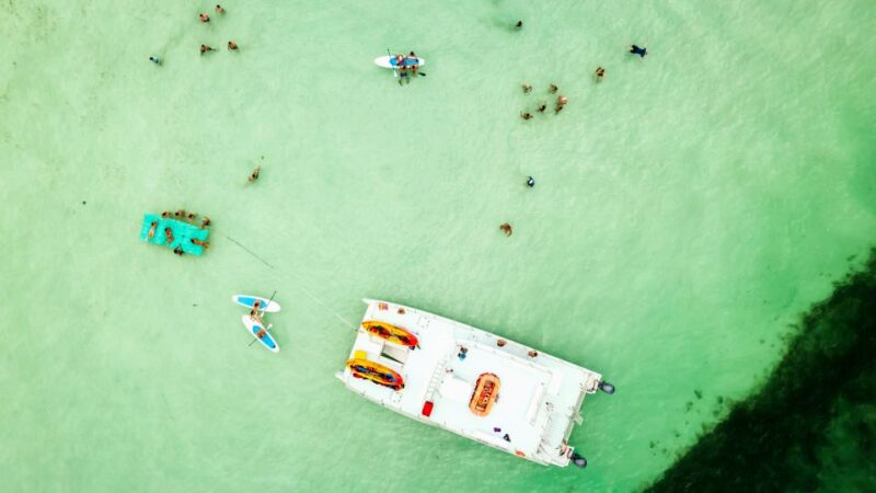 Key West: Sandbar Excursion & Kayak Tour with Lunch & Drinks - Water Equipment: Paddleboards, Snorkels, and More
