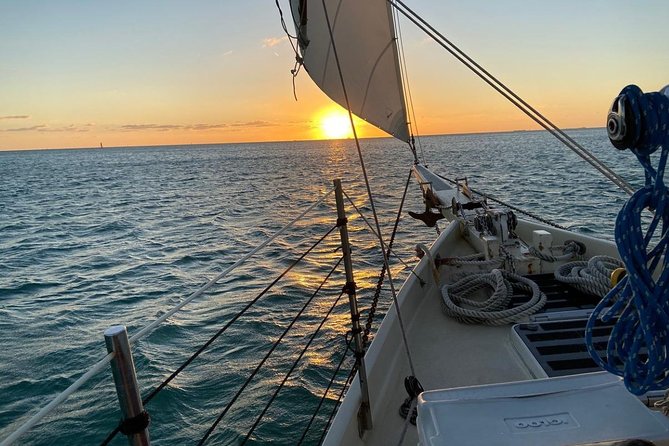 Key West Small-Group Sunset Sail with Wine and Hors d'oeuvres - The Green Flash and Sunset Highlights