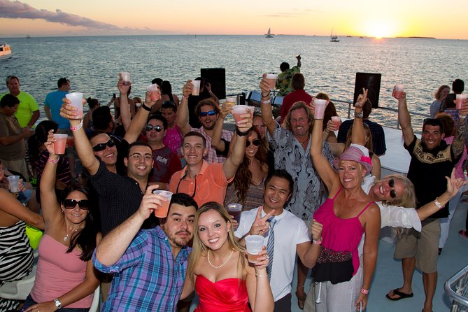 Key West Sunset Cruise: Dinner, Live Music & Drinks Included - Drinks and Bar Options