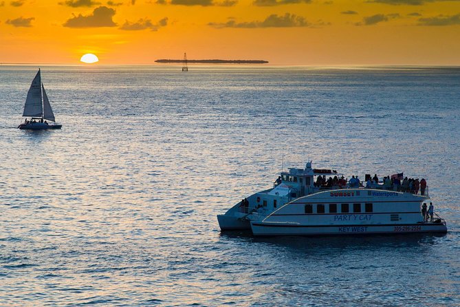 Key West Sunset Cruise: Dinner, Live Music & Drinks Included - Timing, Pacing, and Crowd Levels