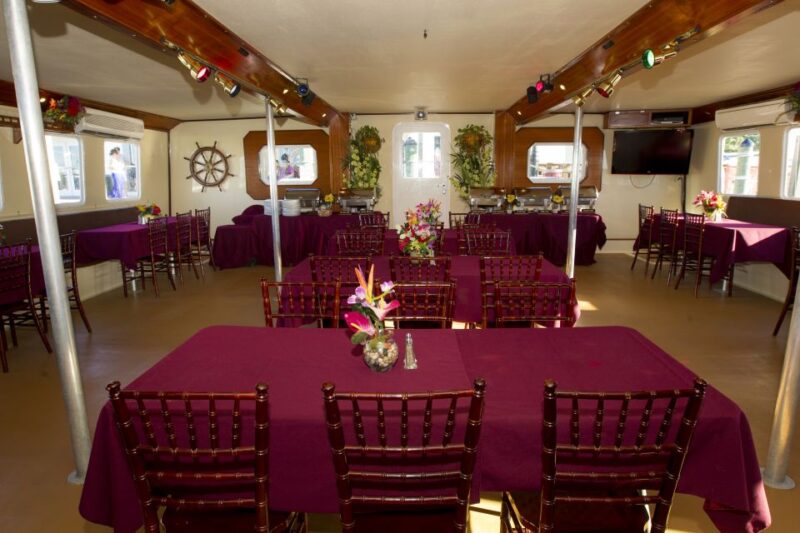 Key West: Sunset Dinner Cruise with Open Bar & Live Music - Key Points