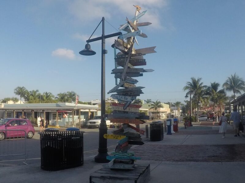 Key West Tour and Coral Reef Snorkeling with Open Bar - The Coral Reef Snorkeling Catamaran Experience