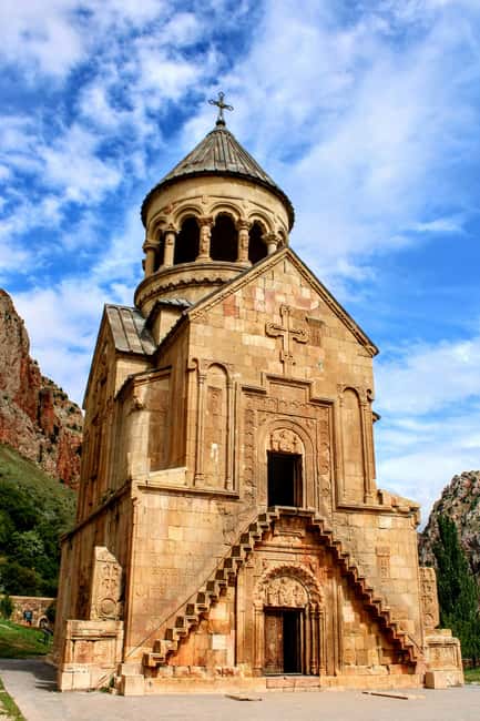 Khor Virap and Noravank Monasteries Tour - Wine Tasting at an Armenian Vineyard