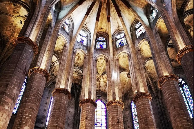 Kickstart Barcelona Private Tour. City Highlights for newcomers - Visiting Basilica de Santa Maria del Mar