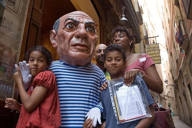 Kids and Family Gothic Quarter Walking Tour in Barcelona - Discovering the Gothic Quarter’s Historic Charm