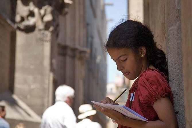 Kids and Family Gothic Quarter Walking Tour in Barcelona - Suitability for Different Age Groups and Family Dynamics