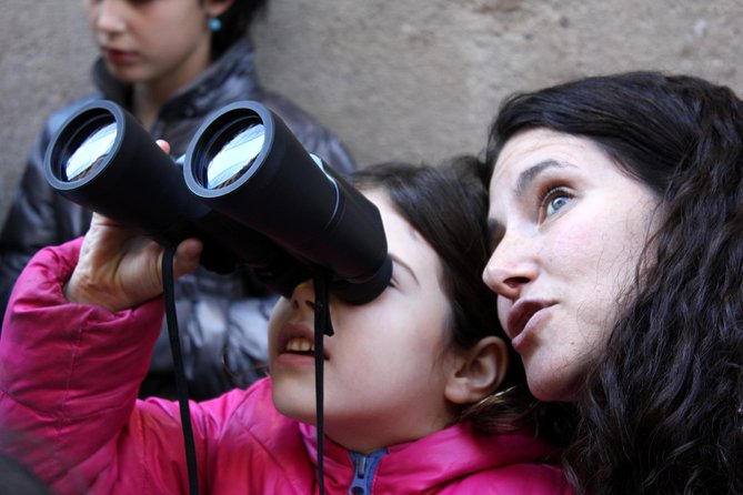 Kids & Family private guided Dragon Tour in Barcelona - Explore Barcelonas Gothic Quarter with a Dragon-Themed Scavenger Hunt