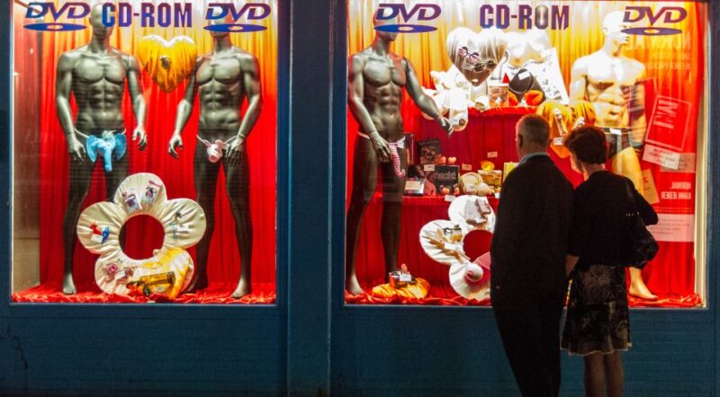 KIEZ SPEED TOUR/ADULTS ONLY - 1h - Limitations and Considerations