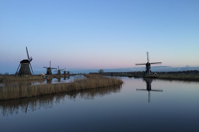 Kinderdijk Photography tour - The Refreshing Inclusion of Warm Drinks and Pastry