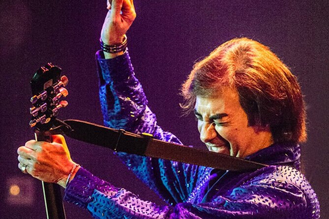 King of Diamonds: The Neil Diamond Tribute Show in Las Vegas - The Unique Setting at OYO Casino