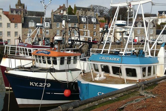 Kingdom of Fife & St Andrews Full-Day Guided Private Tour in a Premium Minivan - Guide Personalities and Guest Satisfaction