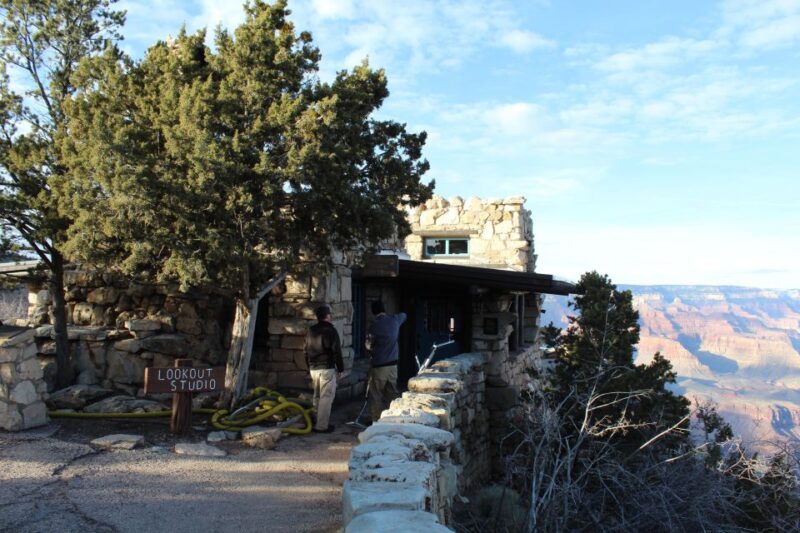Kingman: Grand Canyon National Park South Rim Bus Tour - Highlights of the Stops: Mather Point and Bright Angel Lodge