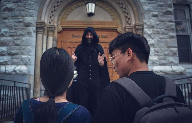 Kingston: Haunted Night Walking Tour - The Role of the Cloaked Guide in Creating Atmosphere