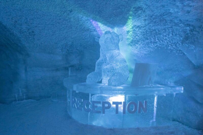 Kirkenes: Snowhotel Entrance Ticket - Visiting the Icebar and the On-Site Restaurant