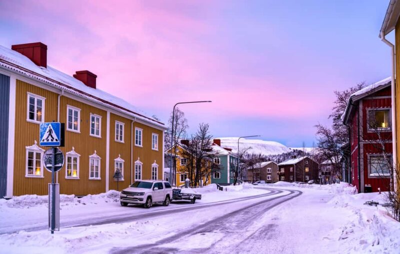 Kiruna: 3 hours city tour with guide - Starting Point at Kiruna Lappland Tourist Center