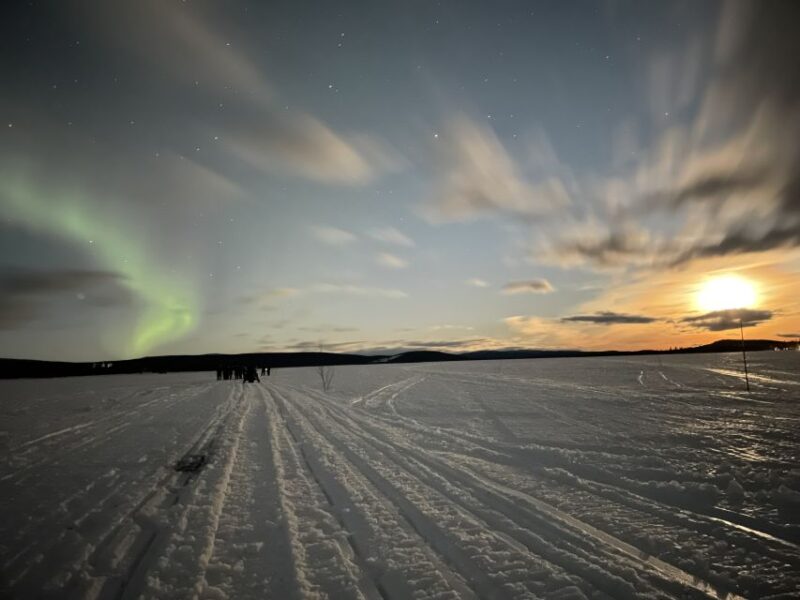 Kiruna: Guided Snowmobile Tour and Northern Lights Hunt - Key Points