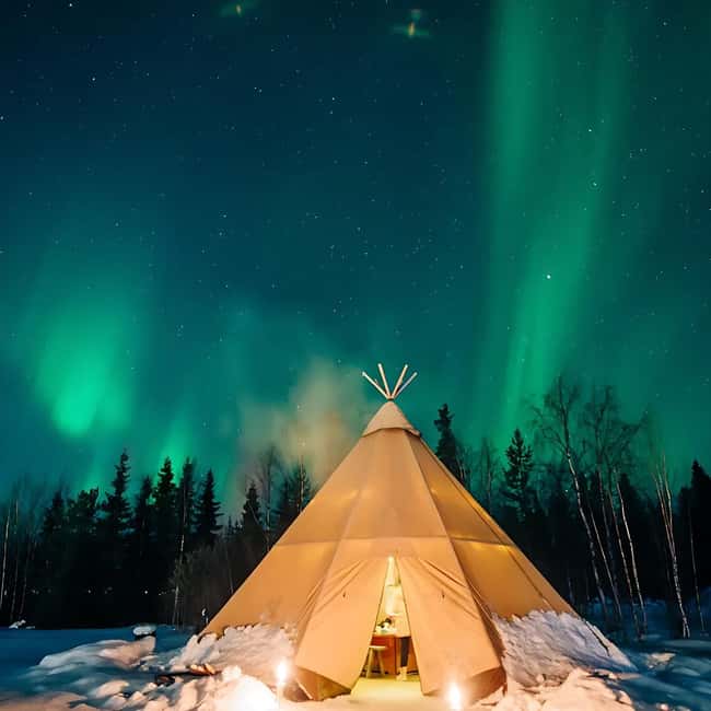 Kiruna: Sami-Inspired BBQ Dinner with Northern Lights Chase - The Northern Lights Chase in Minibuses