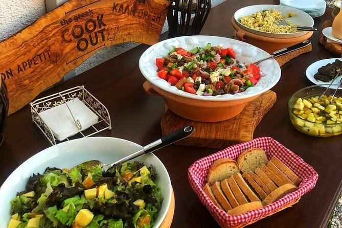 Kissamos: Greek Night Experience with Dancing and Buffet Dinner - Traditional Dancing and Plate Breaking in Kissamos