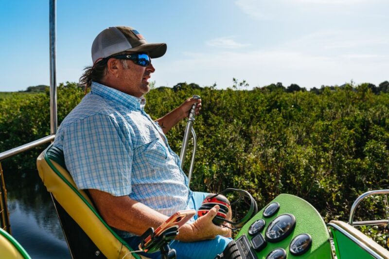 Kissimmee: Everglades Airboat Adventure Tour - The Expertise and Personality of the Guides