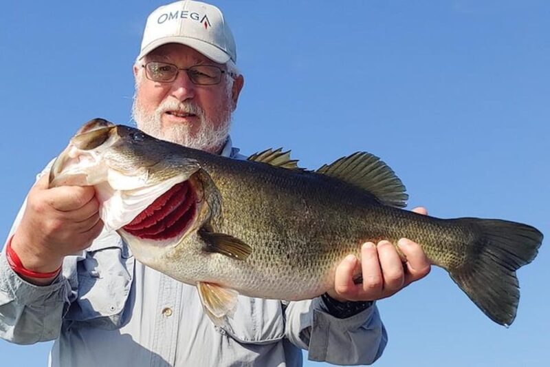 Kissimmee: Private Lake Tohopekaliga Fishing Charter - The Experience of Catching Trophy Bass