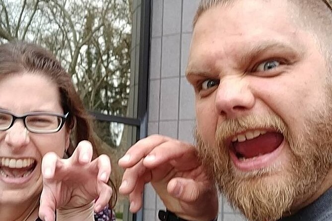 Kitchener City Scavenger Hunt Excursion by Zombie Scavengers - Key Points