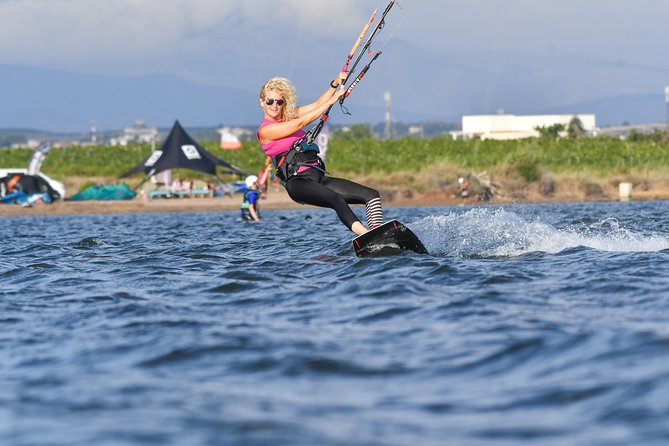 Kitesurfing and windsurfing in Sicily in the Lo Stagnone lagoon - Discover the Kitesurfing and Windsurfing Experience in Sicilys Lo Stagnone Lagoon