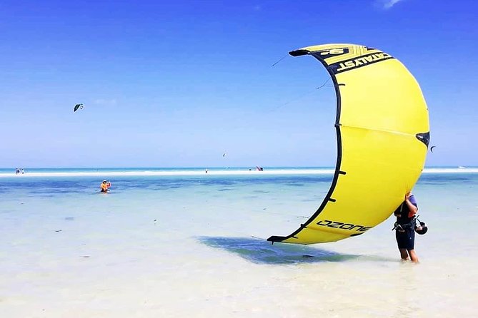 Kitesurfing lessons in Isla Holbox - The Two Kitesurfing Spots: Las Nubes and Punta Mosquito