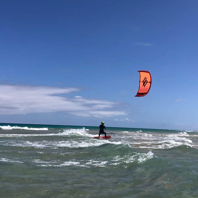 Kitesurfing on Fuerteventura: top equipment in Costa Calma - Suitability for Different Skill Levels and Trip Types