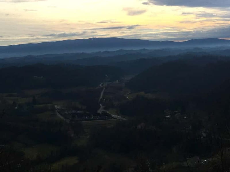 Klanjec: Hiking on Cesargrad and the heritage of Klanjec - The Forest Macadam Road and Return to Klanjec