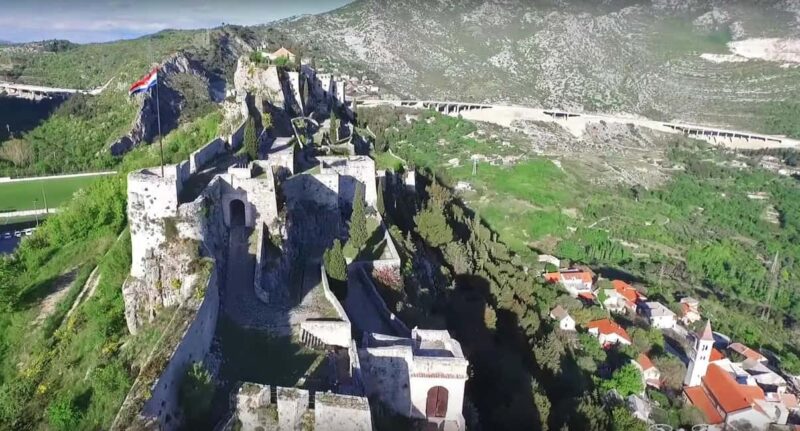 Klis ( Game ot Thrones ) & Soparnik - "Croatian pizza tour" - Key Points