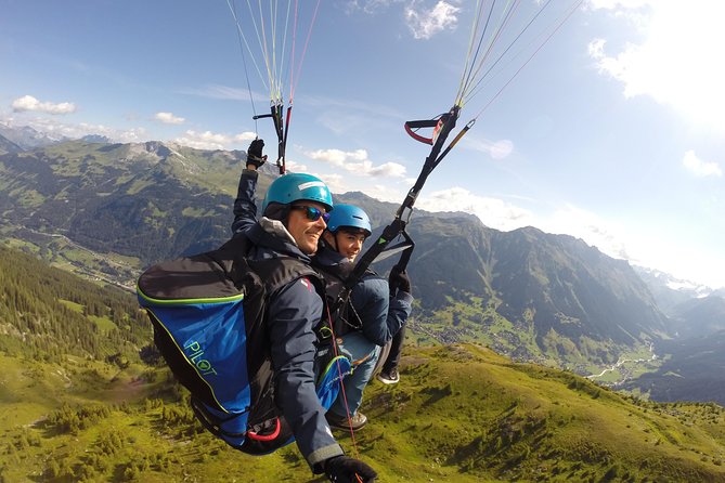 Klosters Tandem Paragliding Flight from Gotschna - What Sets This Tour Apart from Other Alpine Flight Experiences