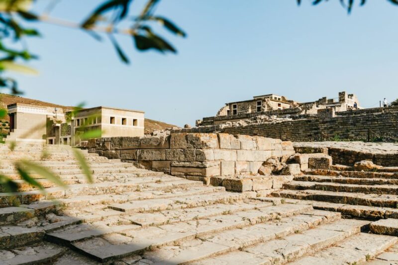 Knossos: Knossos Palace Skip-the-Line Guided Walking Tour - Knossos Palace: An Aegean Archaeological Wonder