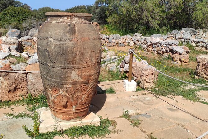 Knossos Palace and Heraklion City Guided Tour from Chania - Why Choose This Tour: The Strengths and Limitations