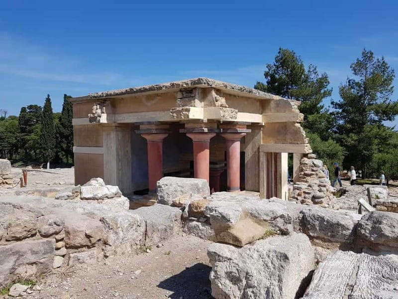 Knossos Palace and Pottery experience. Excursion Safari - Key Points