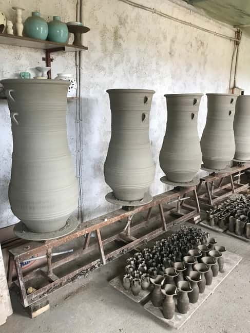 Knossos Palace and Pottery experience. Excursion Safari - Authentic Crete: Sampling Local Cuisine