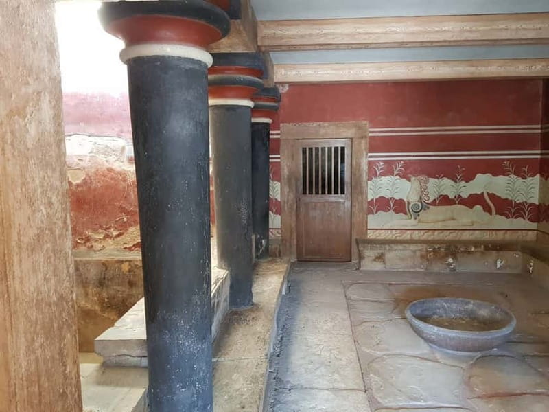 Knossos Palace and Pottery experience. Excursion Safari - Frequently Asked Questions