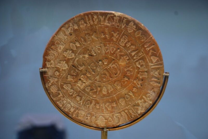 Knossos Palace & Archaeological Museum Private Tour - Discover the Ancient Ruins and Museum of Crete in Comfort