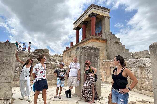 Knossos Palace - Private Tour Experience - The Starting Point at WeGuide.gr in Crete