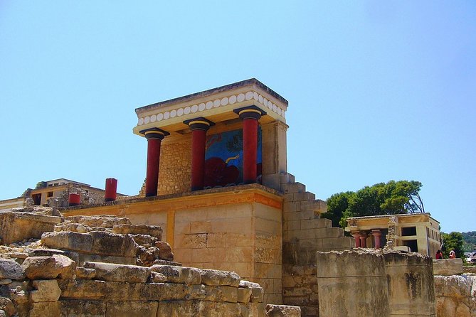 Knossos Wine & More - Walking Through Archanes: A Village Time Capsule